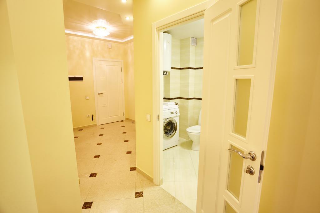 Ultra Central Park Apartments تشيسيناو الغرفة الصورة