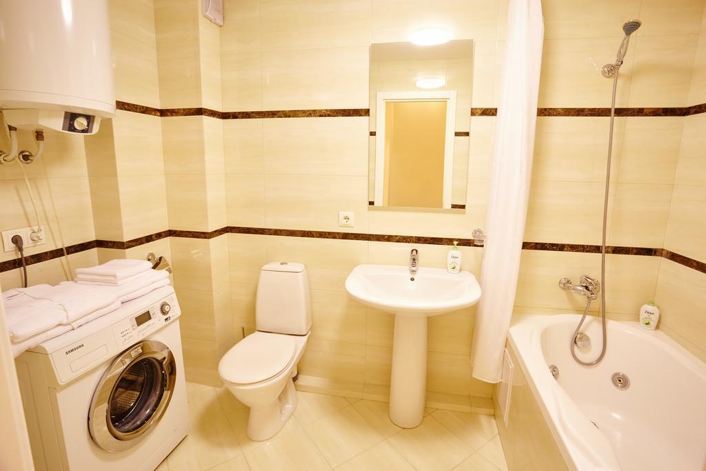 Ultra Central Park Apartments تشيسيناو الغرفة الصورة