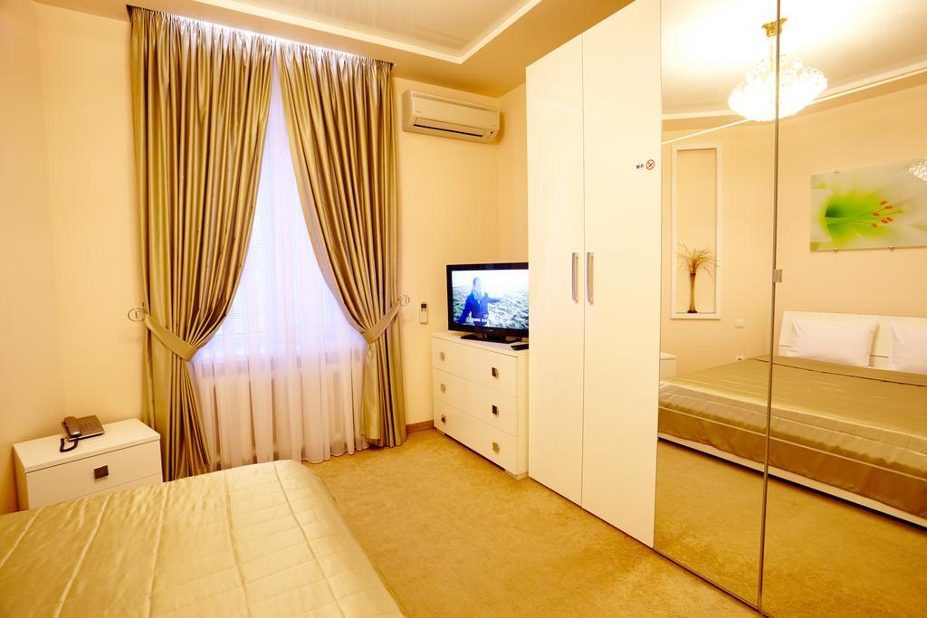 Ultra Central Park Apartments تشيسيناو الغرفة الصورة