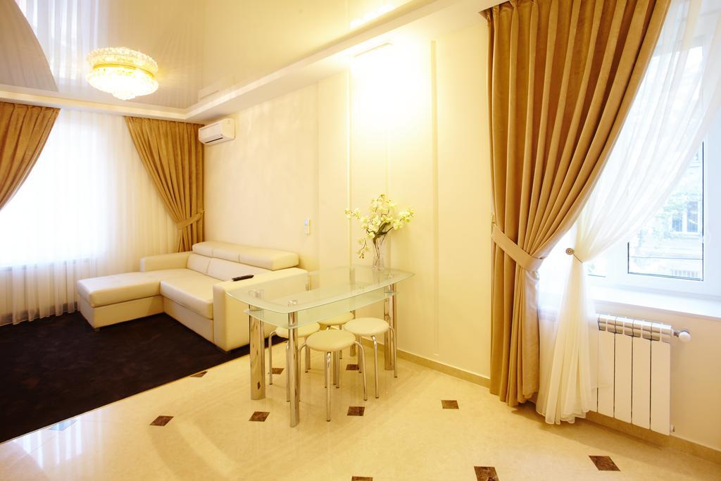 Ultra Central Park Apartments تشيسيناو المظهر الخارجي الصورة